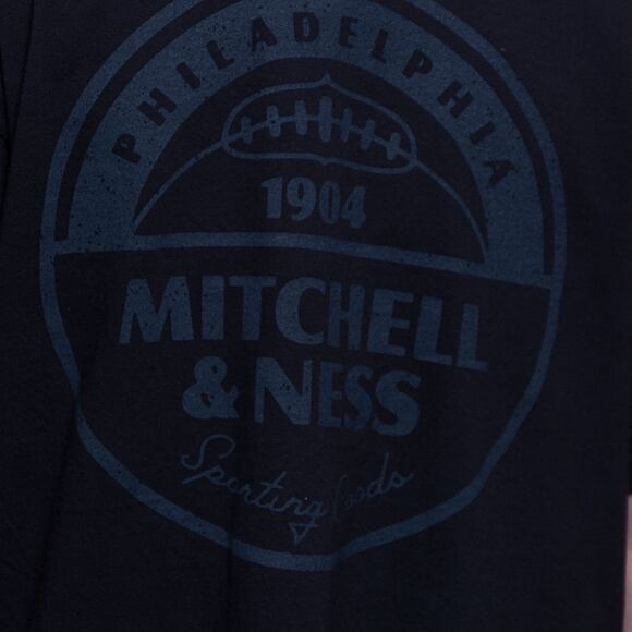 Triko Mitchell & Ness M&N HEAVYWEIGHT CIRCLE TEE Branded Black