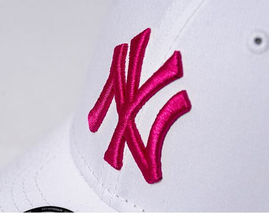 Dětská kšiltovka New Era 9FORTY Kids MLB League Essential New York Yankees - White / Blush Pink