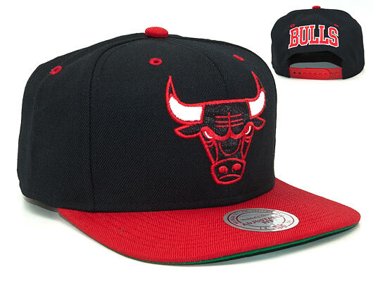 Kšiltovka Mitchell & Ness Flipside Chicago Bulls Black Snapback