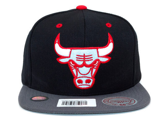 Kšiltovka Mitchell & Ness Chicago Bulls Big Logo Reflective 2 Tone Black Snapback