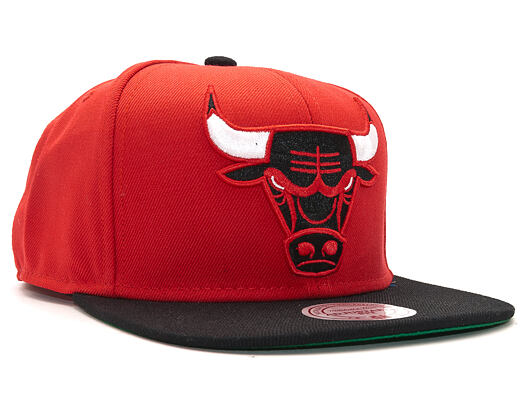 Kšiltovka Mitchell & Ness Big Logo Two Tone Chicago Bulls Red Snapback