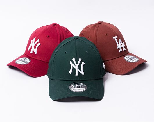 Kšiltovka New Era 39THIRTY MLB League Essential New York Yankees - Dark Green / White