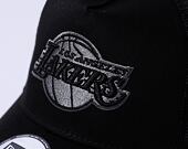 Kšiltovka New Era 9FORTY A-Frame Trucker NBA Black on Black Team Logo Los Angeles Lakers - Black