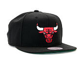 Kšiltovka Mitchell & Ness Solid Team Colour Chicago Bulls Snapback