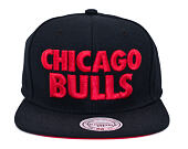 Kšiltovka Mitchell & Ness Title Chicago Bulls Black Snapback