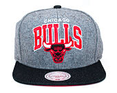 Kšiltovka Mitchell & Ness Chicago Bulls Assist Heather Wool Grey Snapback