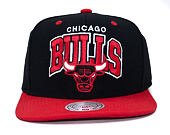 Kšiltovka Mitchell & Ness Chicago Bulls Double Arch Black/Red Snapback