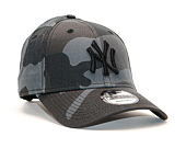 Kšiltovka New Era 9FORTY MLB League Essential New York Yankees Strapback Moonland Camo / Black