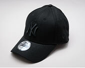 Kšiltovka New Era 39THIRTY League Basic New York Yankees - Black on Black