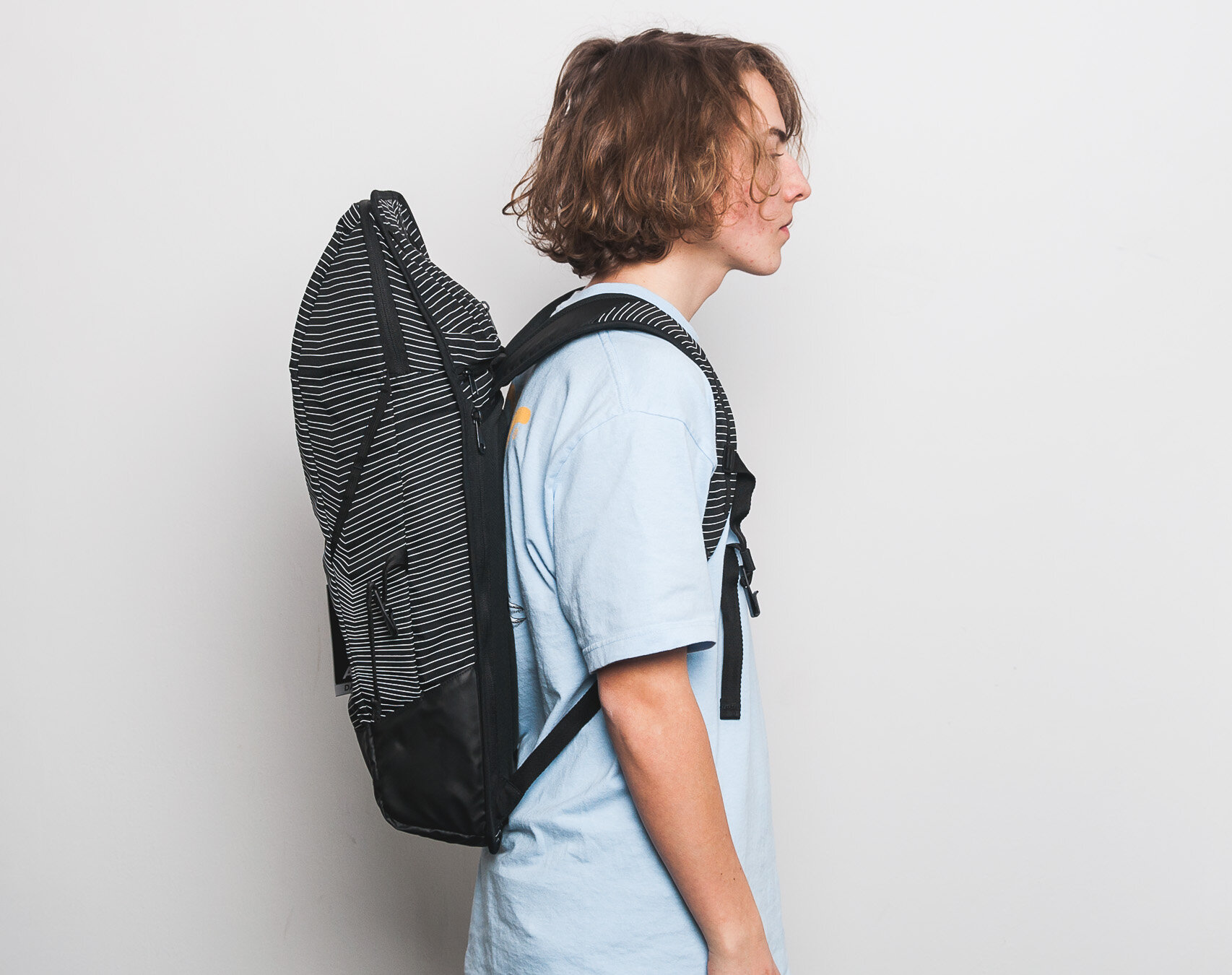 Batoh Aevor Daypack Fineline Black Snapbacks