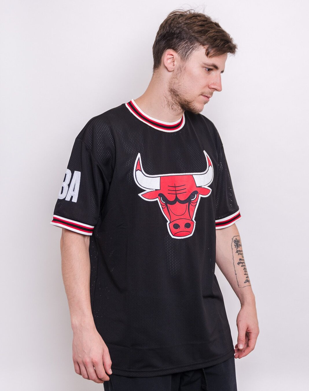 New Era t-shirt NBA Oversized Applique Chicago Bulls black