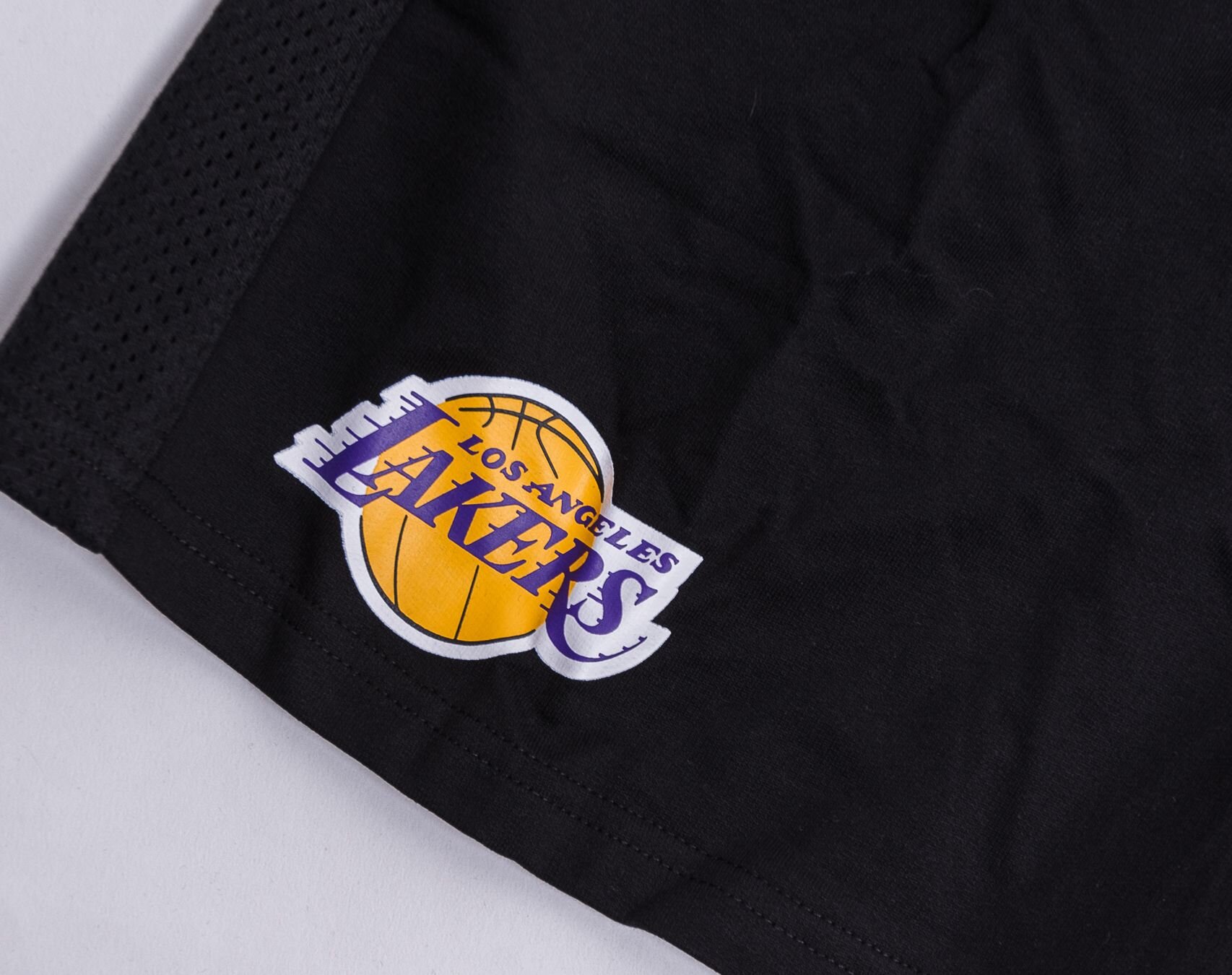 New era NBA Team Logo Los Angeles Lakers Shorts Black