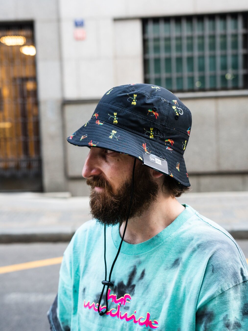 New Era adventure bucket hat in black