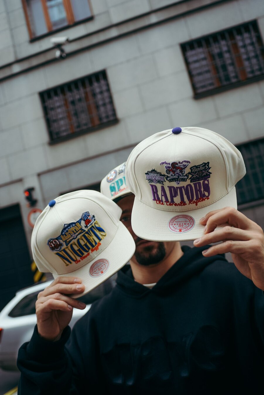 Vancouver Grizzlies Reframe Retro Off White Snapback - Mitchell