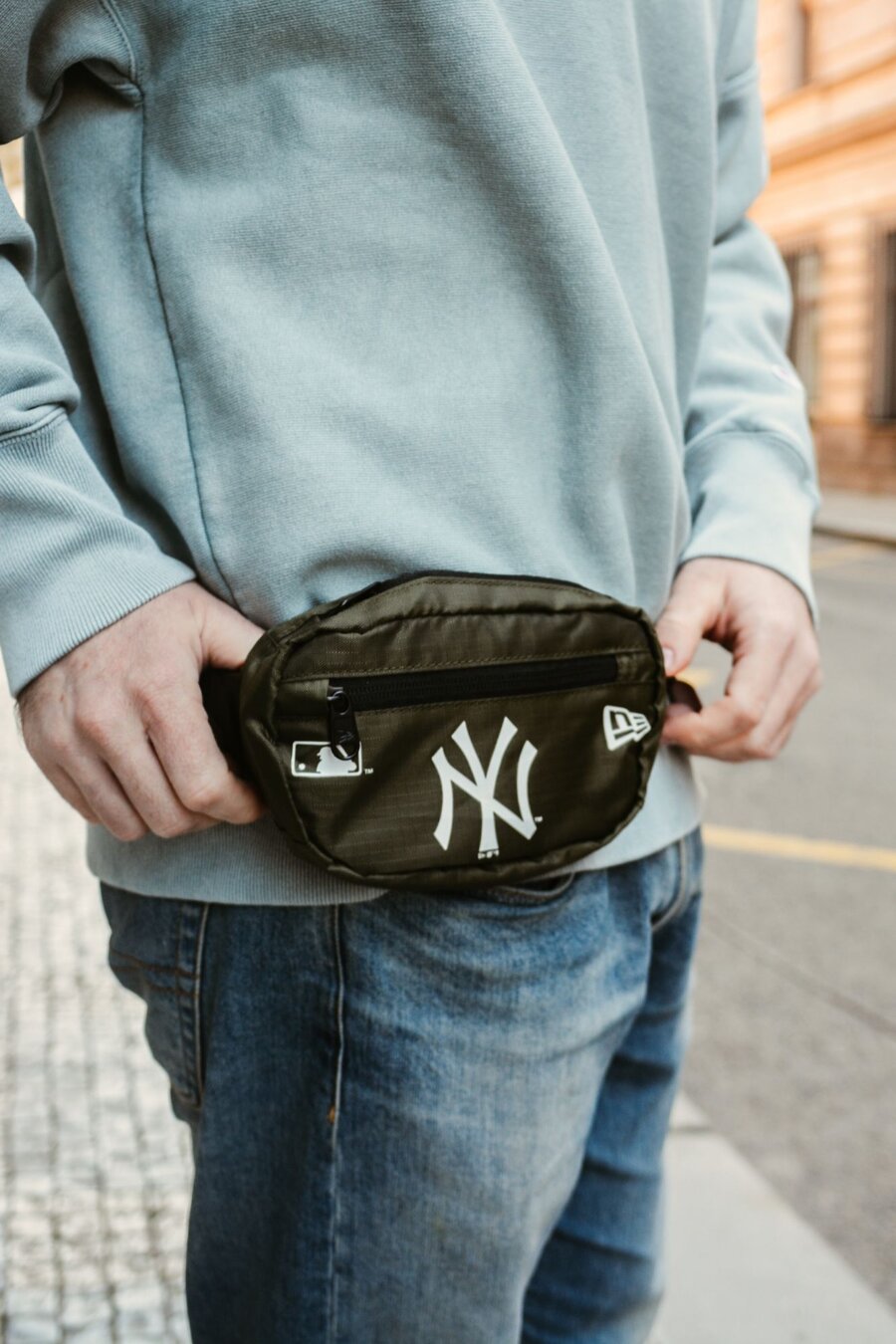 New Era Black Logo Micro New York Yankees MLB Green Fanny Pack