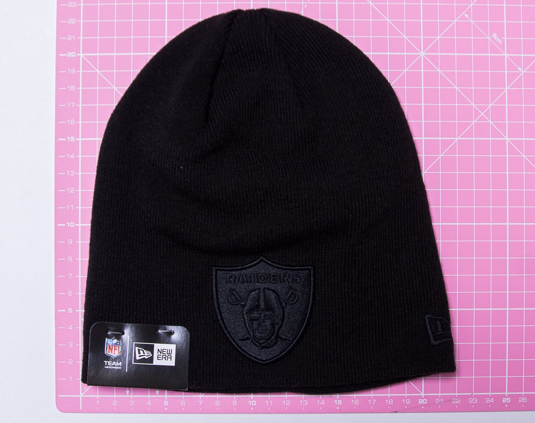 NEW ERA NFL Dark Base Skull Knit Oakland Raiders Black