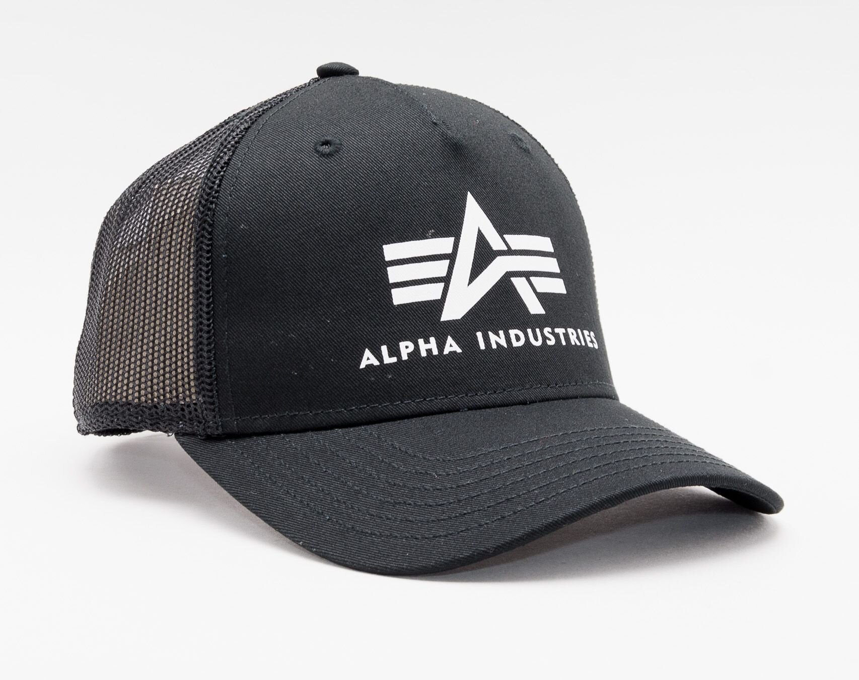 Kšiltovka Alpha Industries Basic Trucker Cap 186902 Black - Snapbacks