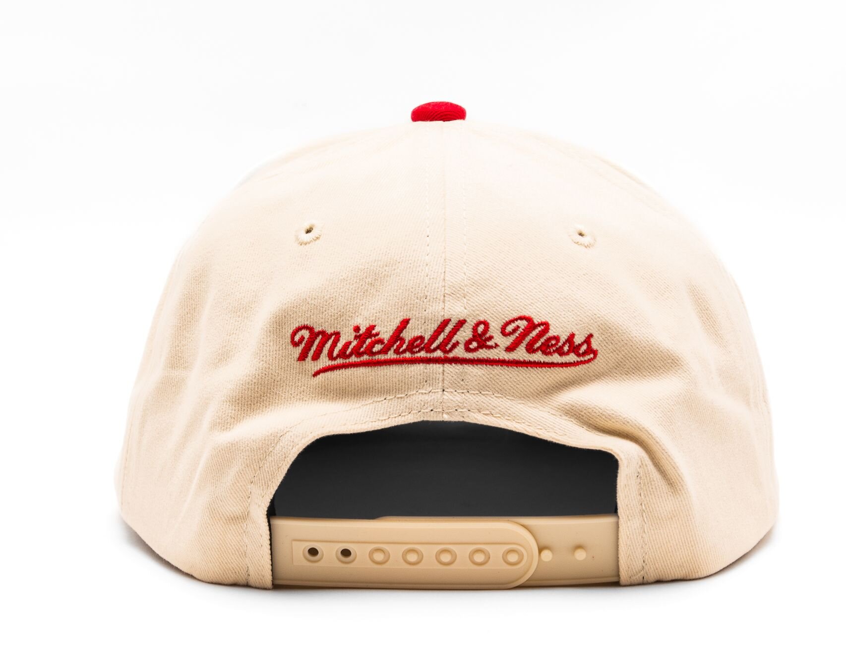 Mitchell & Ness Chicago Bulls Reframe Retro Snapback in Beige | HHSS5136-CBUYYPPPOFWH