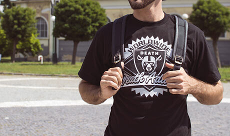 Triko Mishka Ghost To The Post
http://www.snapbacks.cz/6493