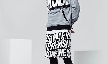 Mikina a kraťasy ze setu Mo Money
http://www.snapbacks.cz/?s=mo+money