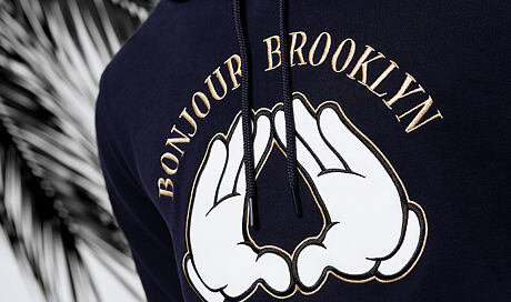 Mikina s kapucí Bonjour Brooklyn
http://www.snapbacks.cz/1156