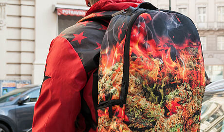 Batoh Blazin Trails
http://www.snapbacks.cz/13028