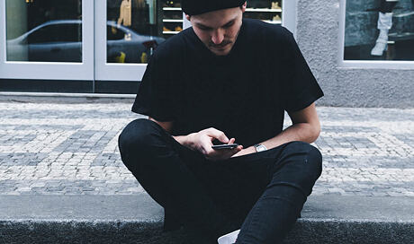 Triko Entity
http://www.snapbacks.cz/13083-triko-entity-hi-lo-black/