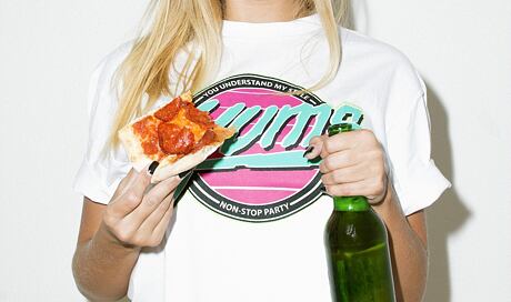Klobouk Snapbacks.cz
http://www.snapbacks.cz/7216

Triko YUMS
http://www.snapbacks.cz/7170