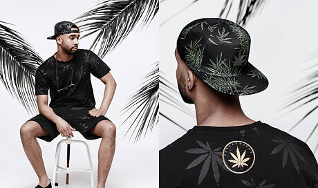 Kšiltovka Mitchko
http://www.snapbacks.cz/11541

Triko Best Budz
http://www.snapbacks.cz/11572