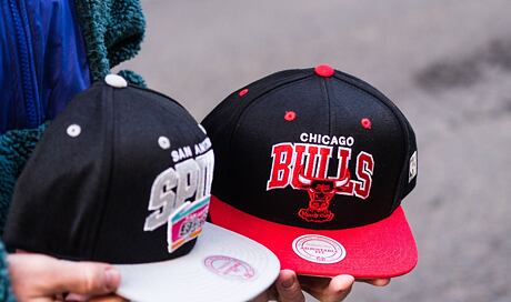 BUM: Mitchell & Ness Holiday 21