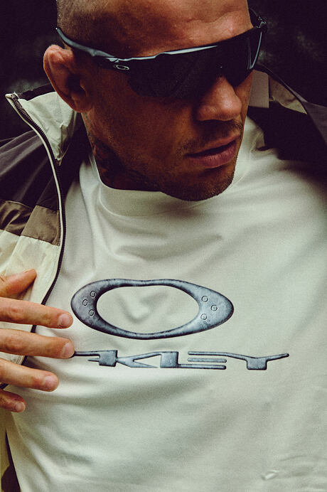 Oakley x Robo Pukač