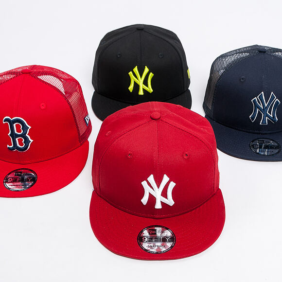 Kšiltovka New Era 9FIFTY Trucker New York Yankees Essential Navy/Official Team Colors Snapback