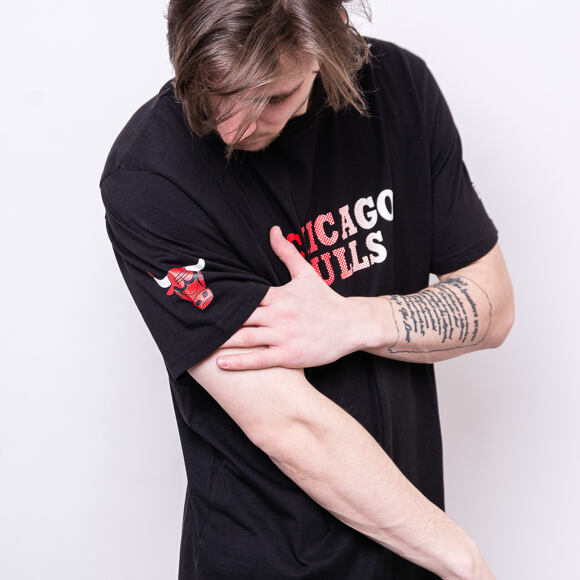 Triko New Era Chicago Bulls Gradient Wordmark