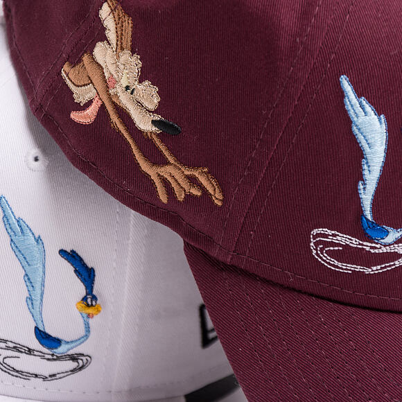 Kšiltovka New Era 9FORTY Looney Tunes Chase Roadrunner