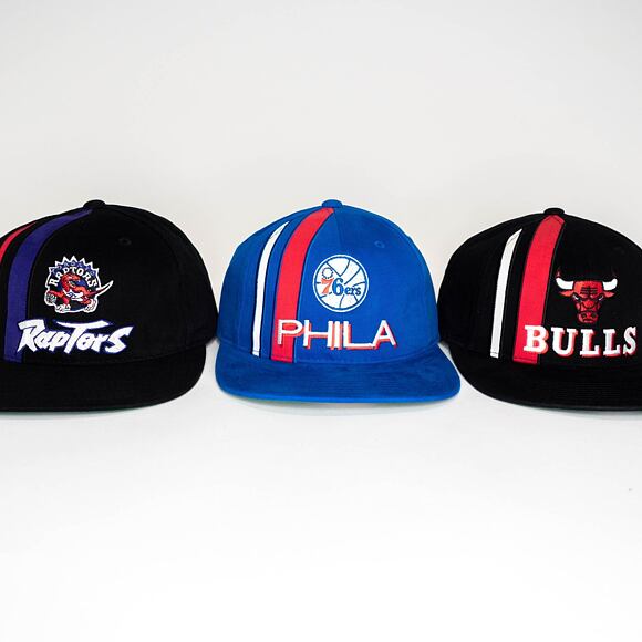 Kšiltovka Mitchell & Ness INTL847 Philadelphia 76ers Time Stripe Deadstock