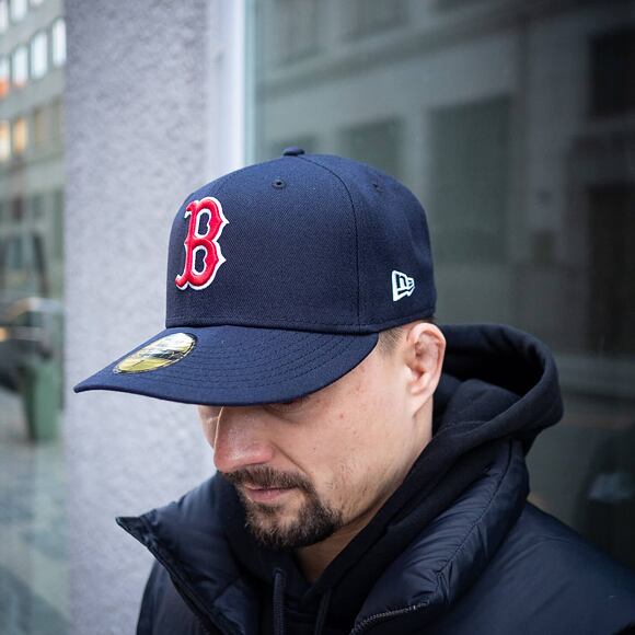 Kšiltovka New Era 59FIFTY MLB Authentic Performance Boston Red Sox Fitted Team Color