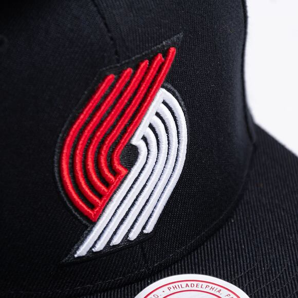 Kšiltovka Mitchell & Ness Team Ground 2.0 Snapback Portland Trail Blazers Black