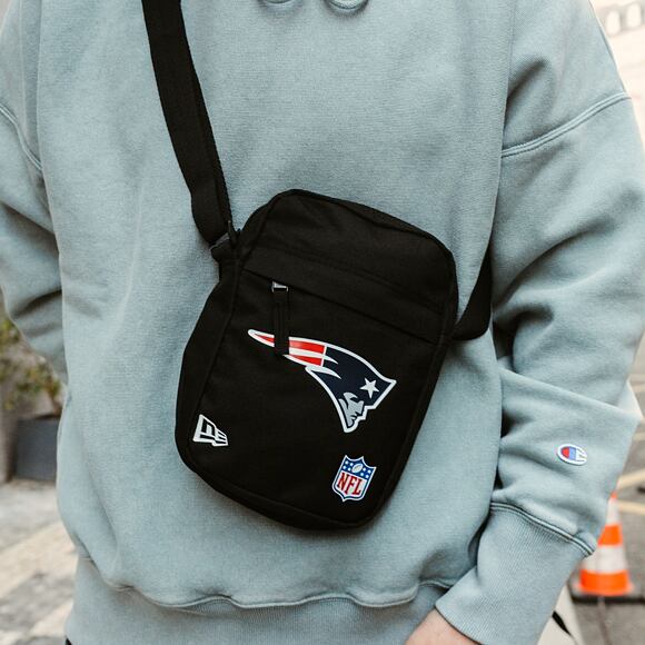 Taška NEW ERA NFL Side Bag New Engand Patriots