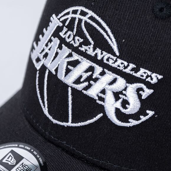 Kšiltovka New Era 9FORTY NBA Essential outline Los Angeles Lakers Strapback Black