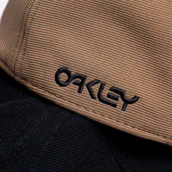 Kšiltovka Oakley 6 Panel Stretch Hat Embossed 912208-86W