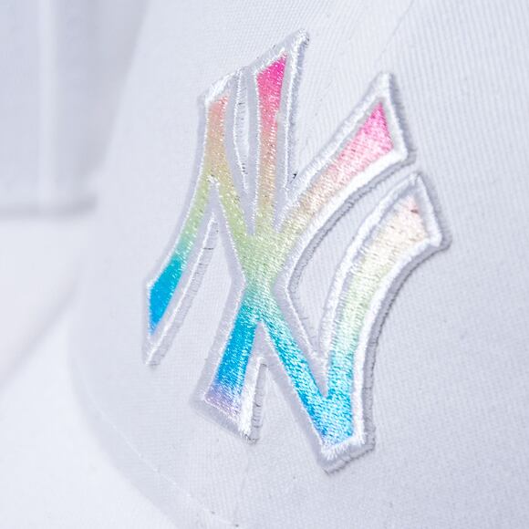 Dětská kšiltovka New Era 9FORTY Kids MLB Ombre Infill New York Yankees Optic White