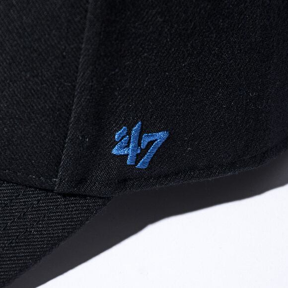 Kšiltovka '47 Brand NHL Toronto Maple Leafs Metallic Snap MVP Black