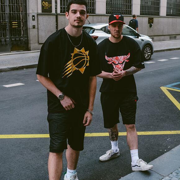 Triko New Era NBA Infill Logo Oversized Tee Chicago Bulls Black / Red