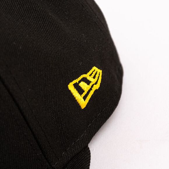 Kšiltovka New Era 59FIFTY Character Basic Batman Black / Yellow