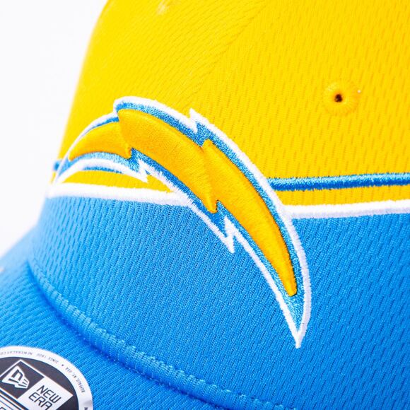 Kšiltovka New Era 9FORTY Stretch-Snap NFL Sideline 23 Los Angeles Chargers Team Colors