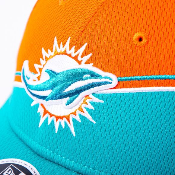 Kšiltovka New Era 9FORTY Stretch-Snap NFL Sideline 23 Miami Dolphins Team Colors