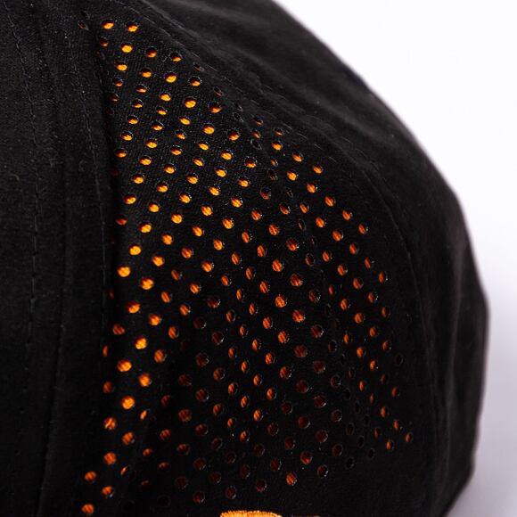 Kšiltovka New Era 9FIFTY Original Fit Pre-Curved Suede Perforated McLaren F1 - Black