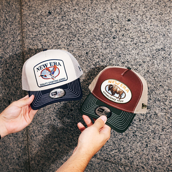 Kšiltovka New Era - Animal Oval Patch 9FORTY Trucker - Navy / Cream