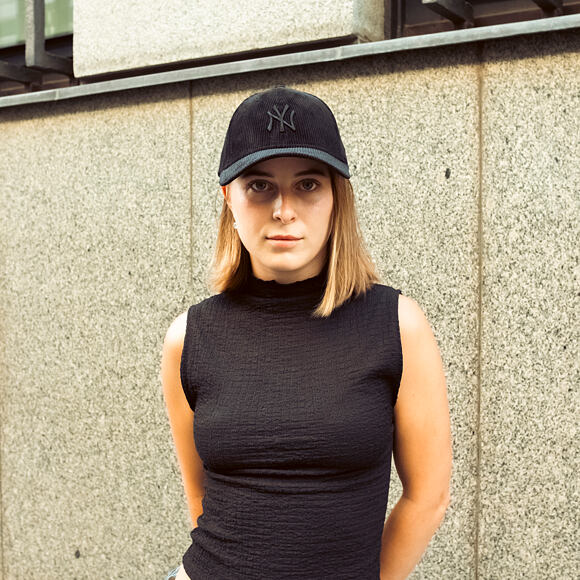 Dámská kšiltovka New Era - 9FORTY Cord - NY Yankees - Black / Off White