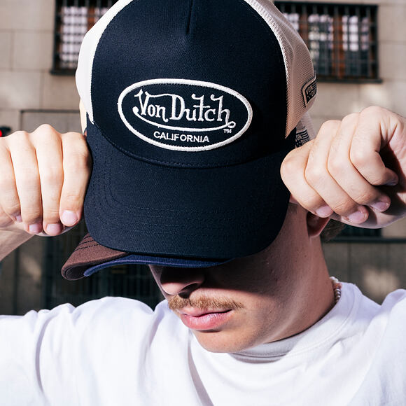 Kšiltovka Von Dutch - Trucker - Flag - Black/White